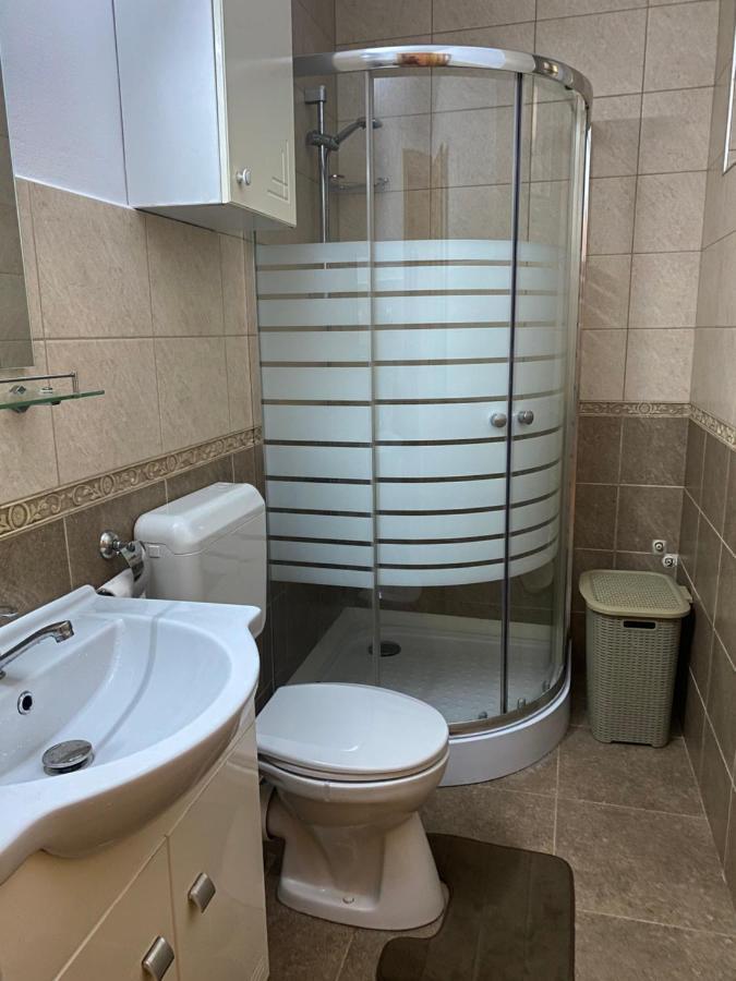 Central House Oradea Ngoại thất bức ảnh