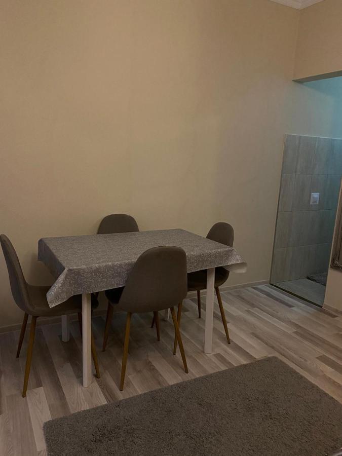 Central House Oradea Ngoại thất bức ảnh