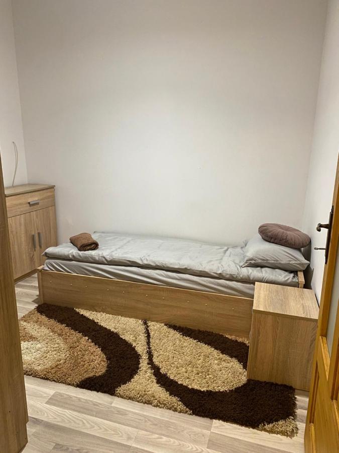 Central House Oradea Ngoại thất bức ảnh